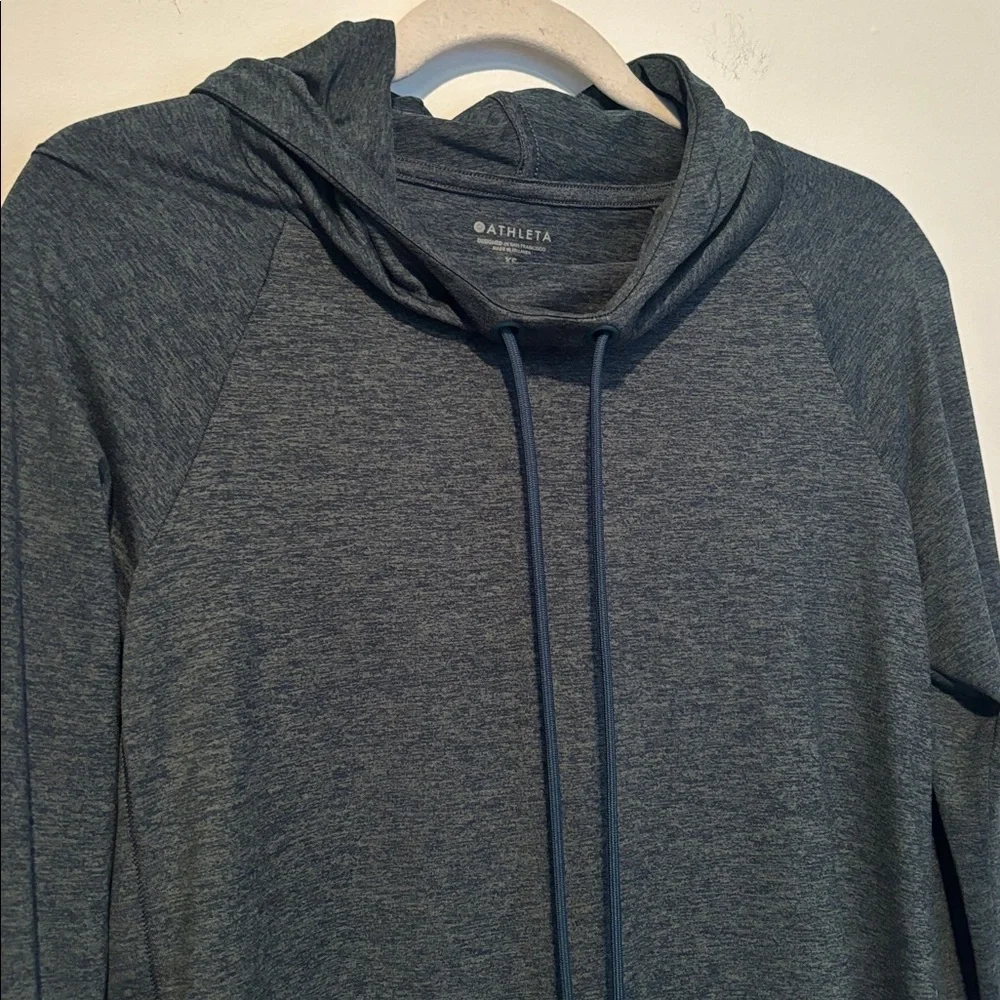 Athleta Women’s Uptempo Elevate Hoodie Sweatshirt in a size XS